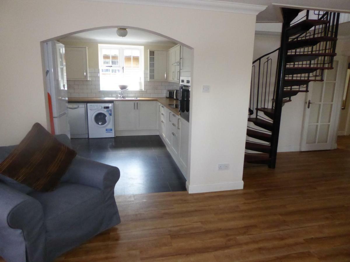 Auchendennan Farm Self Catering Cottages Балоч Екстериор снимка